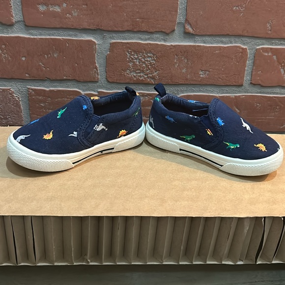Carter’s boys navy blue,multi-color dinosaur slip on sneaker size 6 toddler - Picture 2 of 5